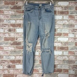 Sneak peek lightwash distressed jeans womens 11/30 stretchy